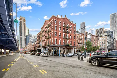 Rented by Urban Real Estate Property Group Inc