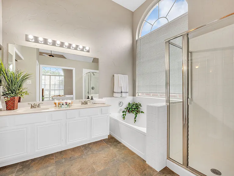 10304 Concord Dr — Photo 21