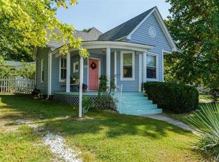 102 S 5th St, Marthasville, MO 63357