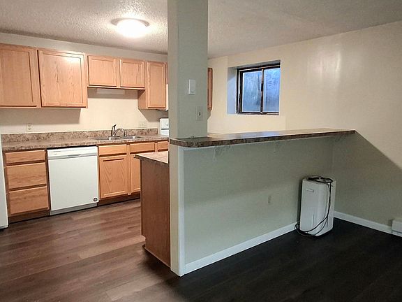 5th image of 133 N Poplar St APT 5