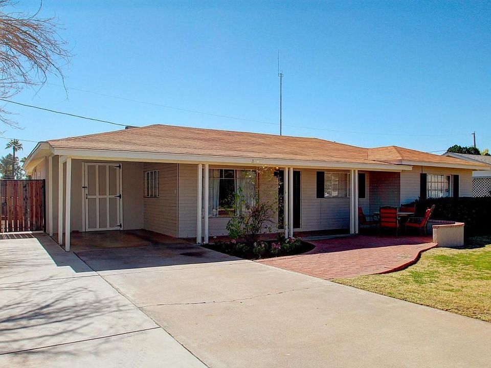 1st image of 707 W Cactus Wren Dr