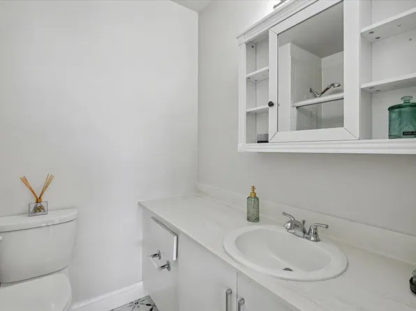 7002 Blvd East image 16 of 29