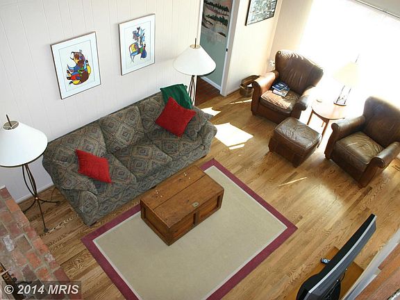 5th image of 694 America Ct