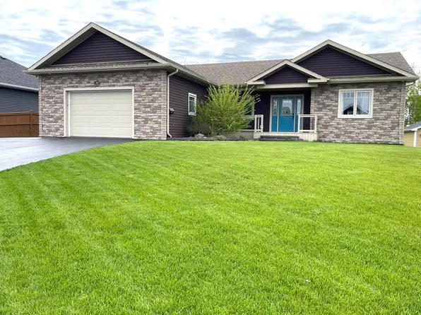 19 Ivanys Road, Grand Falls-Windsor, NL A2B0A8