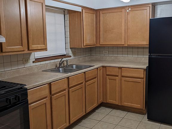 3rd image of 12535 S Marshfield Ave #1