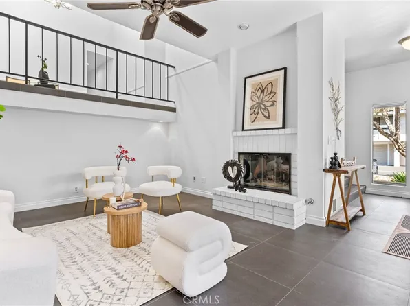 180 Fairwinds, Costa Mesa, CA 92626