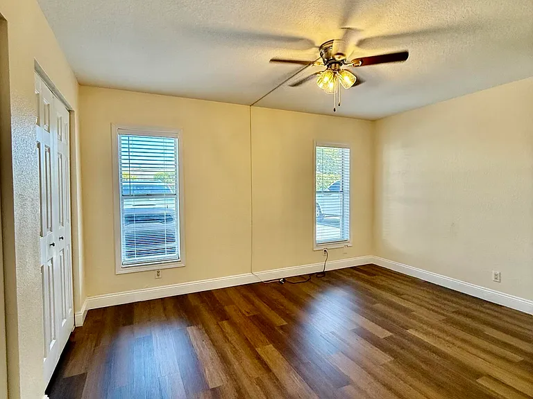 342 Southwind Dr #122 — Photo 11