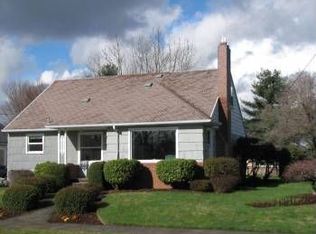 4135 NE Ainsworth Ct, Portland, OR 97211