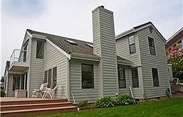 3rd image of 1621 59th Ave NW