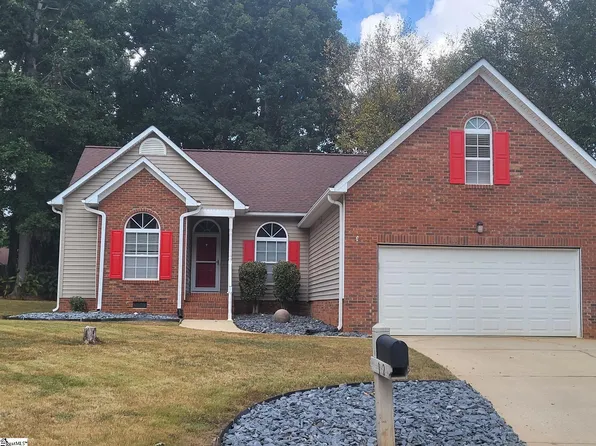 102 Colombard Ct, Mauldin, SC 29662