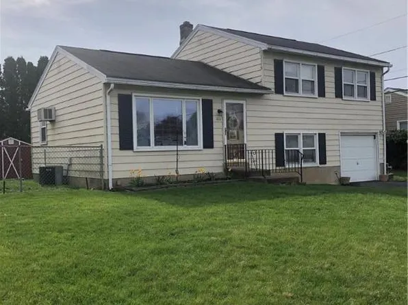 4314 Winfield Ter, Easton, PA 18045