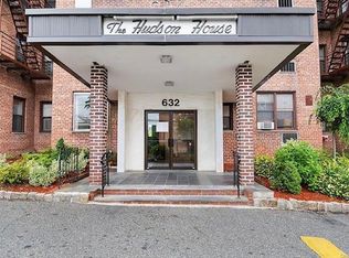 632 Warburton Ave APT 4L, Yonkers, NY 10701