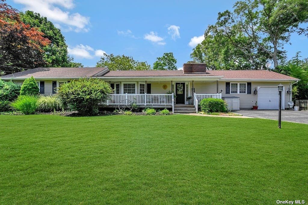 20 S Ocean Avenue, Center Moriches, NY 11934 Zillow