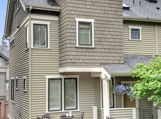 10 W Etruria St APT B, Seattle, WA