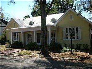 2nd image of 11 Myrtle Ct