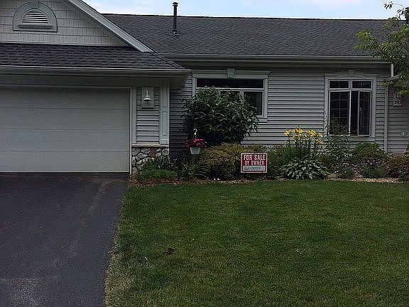 2nd image of 291 Shoreside South Dr SE