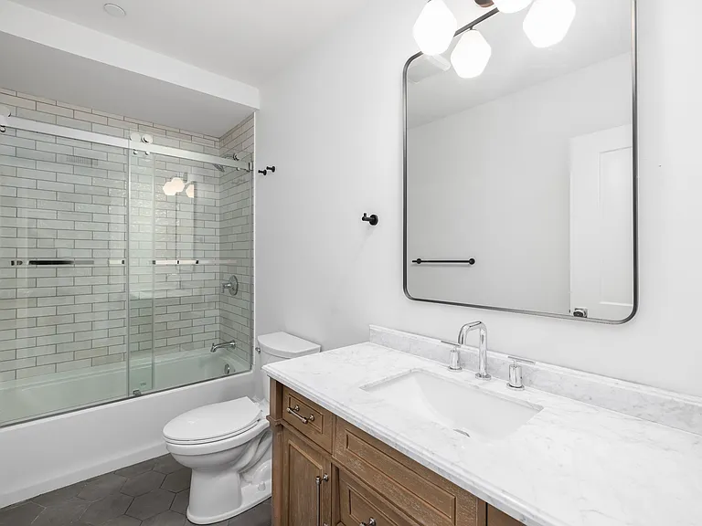 291 Governor St #201 — Photo 18