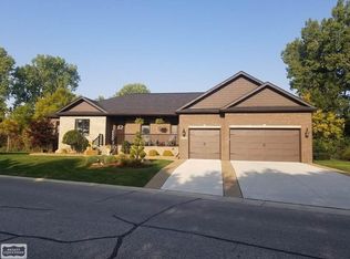 67771 Lake Angela Dr, Richmond, MI 48062