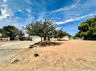 14732 Erie Rd, Apple Valley, CA 92307