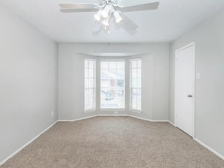 12148 Jollyville Rd — Photo 109