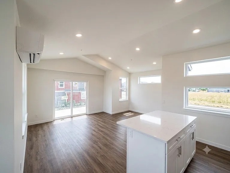 2221 Dejong Dr — Photo 3