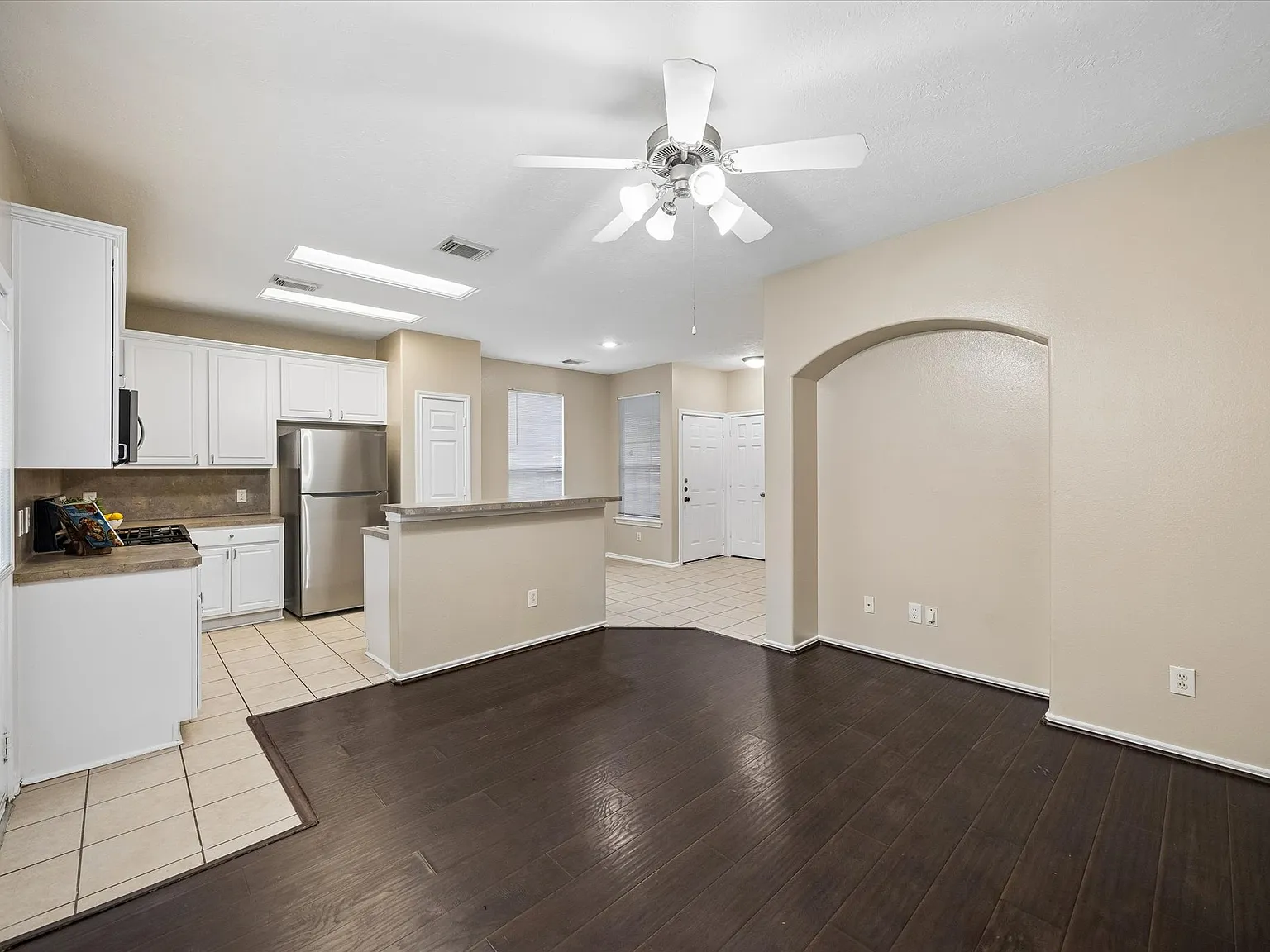 14334 Fairbuff Ln — Photo 3