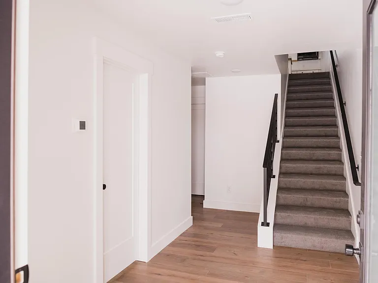 front entrance / mudroom off of garage