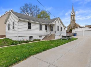 1527 Buchanan St, Racine, WI 53402