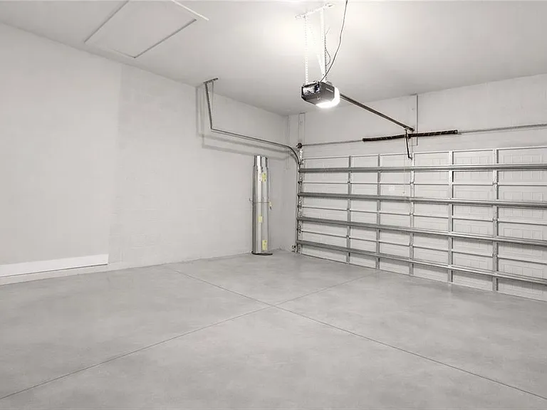 870 Columbia St — Photo 43