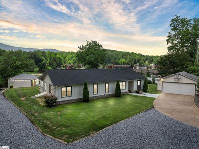 1326 E Lakeshore Dr, Landrum, SC, 29356