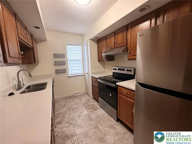 170 Springhouse Rd — Photo 9