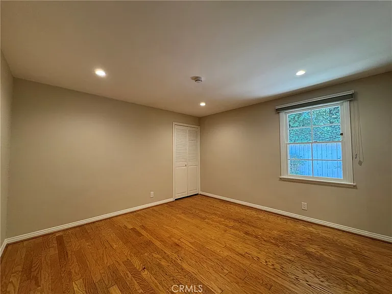 565 Sierra Vista Ave — Photo 4