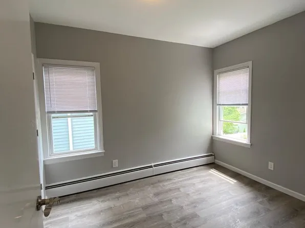 203 Duncan Avenue image 8 of 23