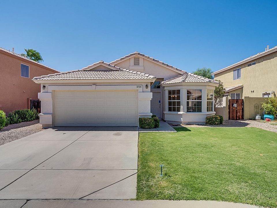 1st image of 2724 S Sawyer Cir