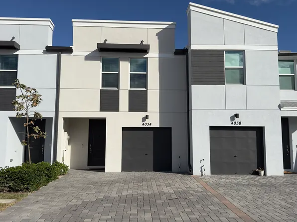 4034 Hot Springs Ave, Palm Springs, FL 33461