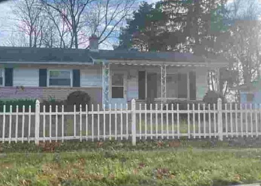 2975 Arcade St, Little Canada, MN 55109 Zillow