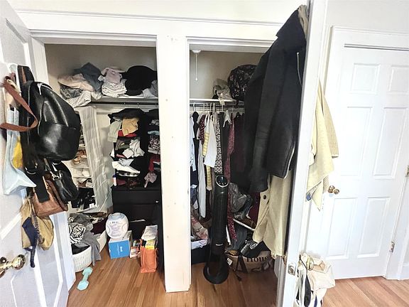 5th image of 77 Kinnaird St #2M