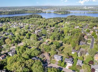 3743 Thomas Ct, Vadnais Heights, MN 55127