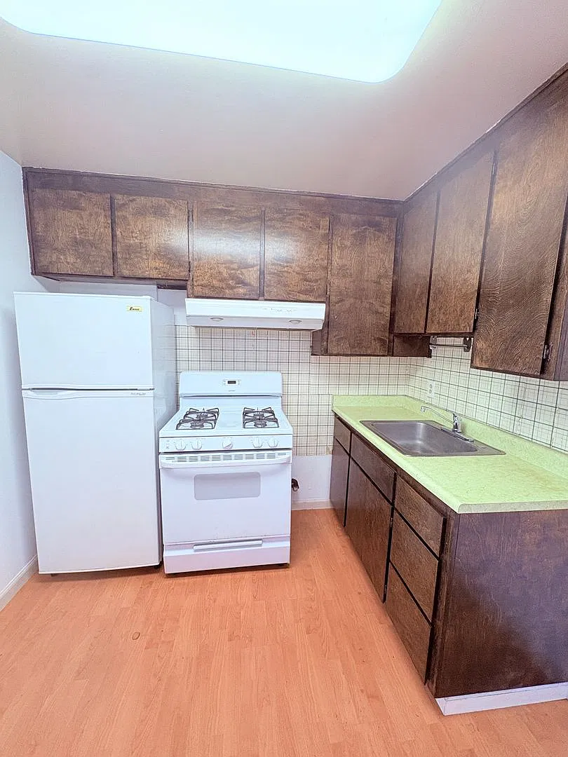 437 Myrtle Ave #E - West Sacramento 95605 — Photo 3