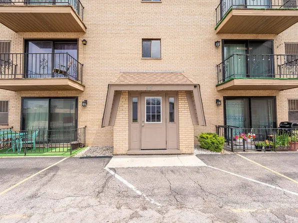 6051 S Archer Ave Unit 3A, Chicago, IL 60638