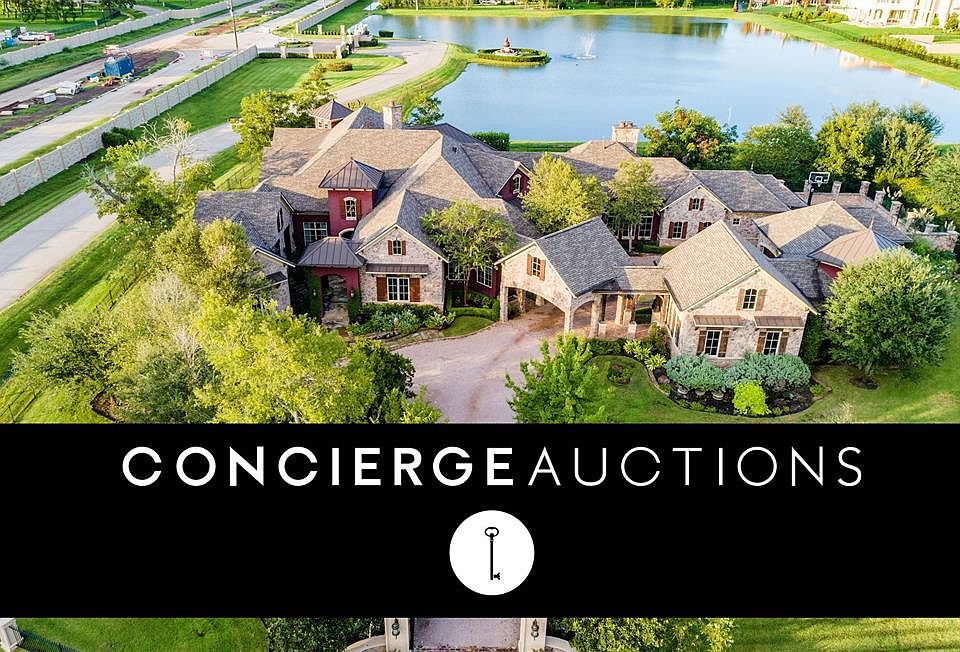 1st image of 10 Retreat Blvd