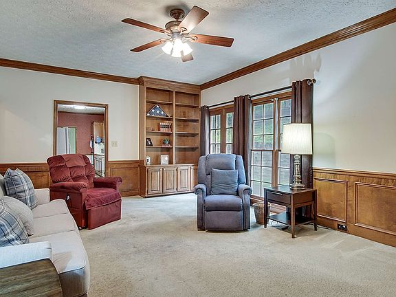 5th image of 9305 Delft Way #5
