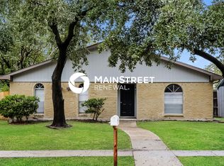 2941 Rolling Hills Dr, Carrollton, TX 75007