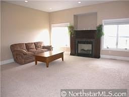 4th image of 38542 Deer Ct
