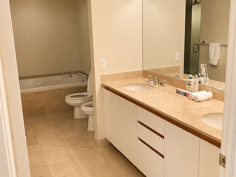 1500 Ocean Dr #510 — Photo 13