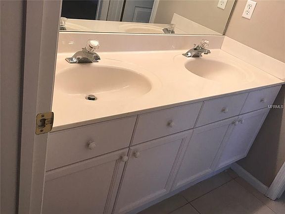 5th image of 6811 Bouganvillea Crescent Dr