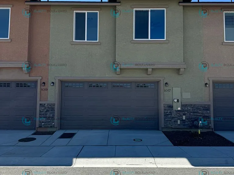 1017 Middle Gate Rd — Photo 4