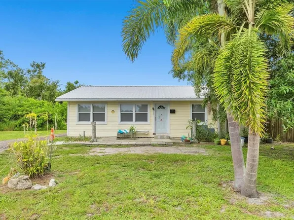 3511 39th St E, Palmetto, FL 34221