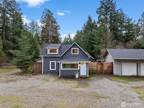 2nd image of 1911 Sidney Avenue
