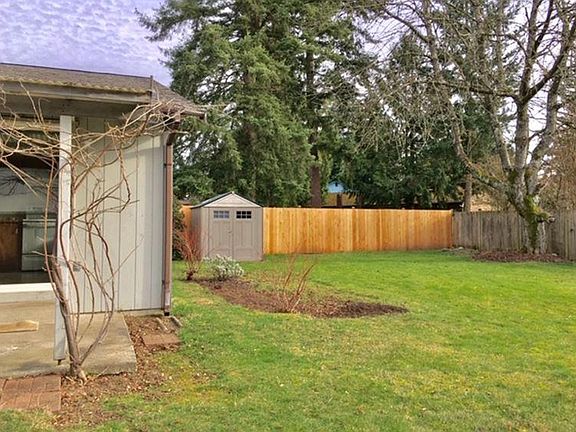 4th image of 9117 NE 139th St